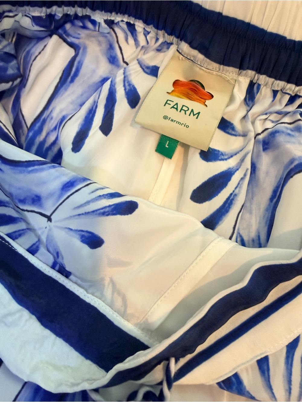 FARM Rio White Wide-Leg Pants with Blue Floral Border - Picture 3 of 13